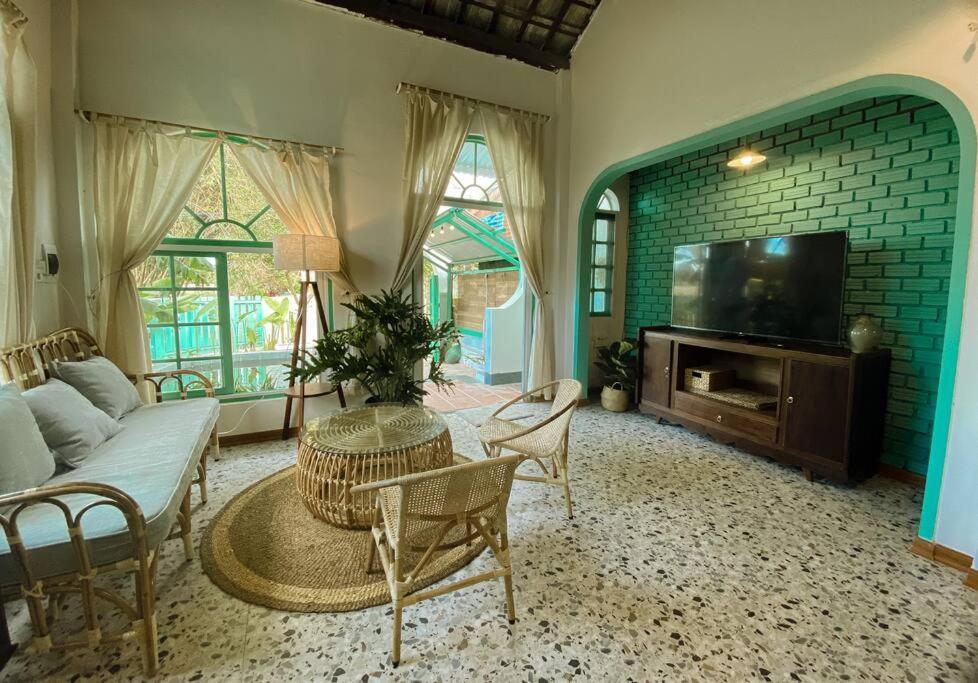 Hoi An Coastal Charm Villa - Jaccuzi Pool - Netflix Tan Thanh Exterior photo